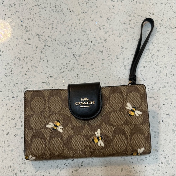 Coach Phone Wallet Bee Print Tech Wallet - Picture 1 of 11